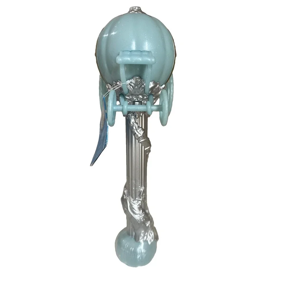 Disney Parks Cinderella Carriage Coach Light Up Glow Color Change Bubble Blower